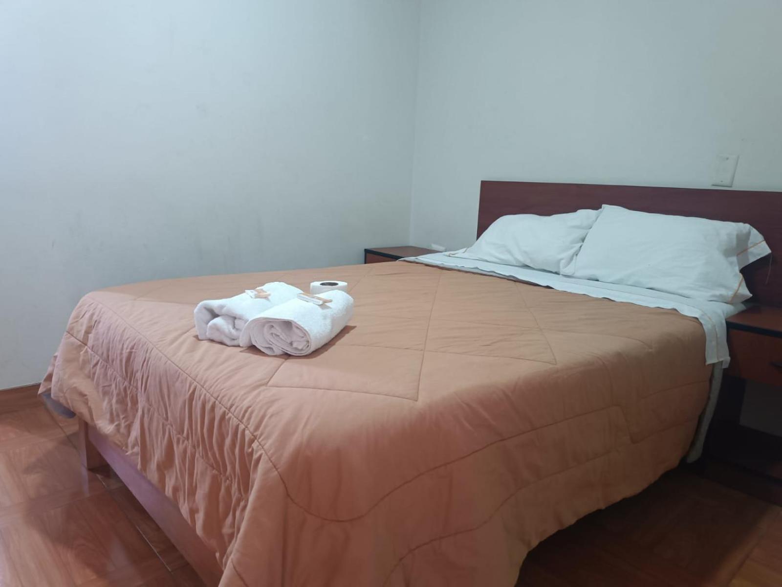 Hostal Yuraq Wasi 596 Ayacucho Exterior photo